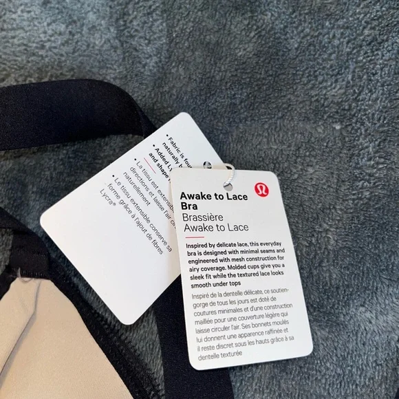 Lululemon awake to lace bra - Picture 3 of 4